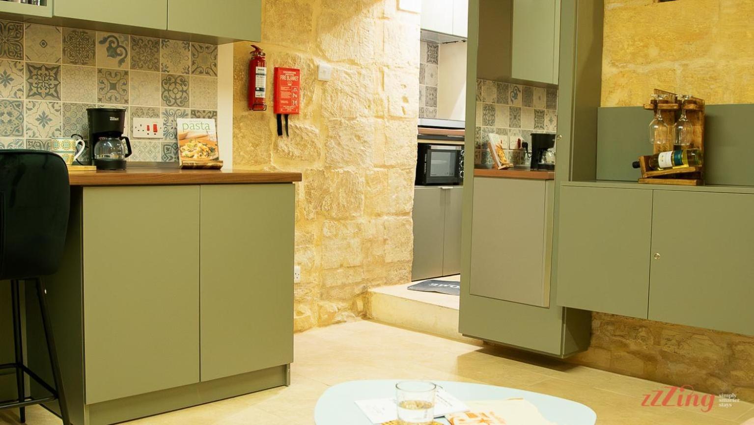 A Traditional Maltese Home In The Three Cities Birgu Exterior foto